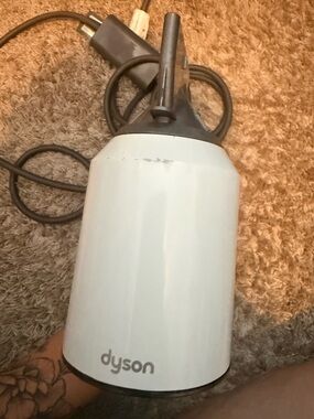Dyson hair dryer - works!!